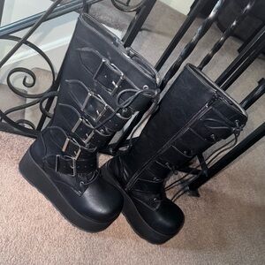 Demonia Trashville 518 Goth platform boots.BRAND NEW IN BOX. Size 9 W/7M.